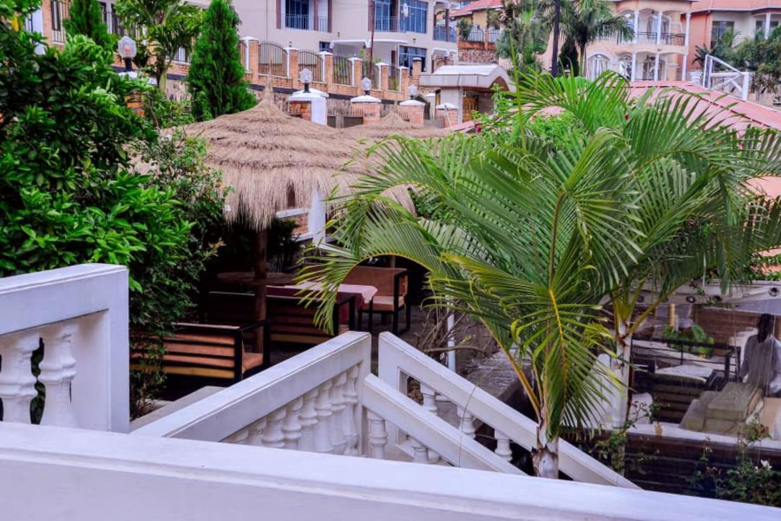 The Keza Hotel And Apartments Κιγκάλι Εξωτερικό φωτογραφία